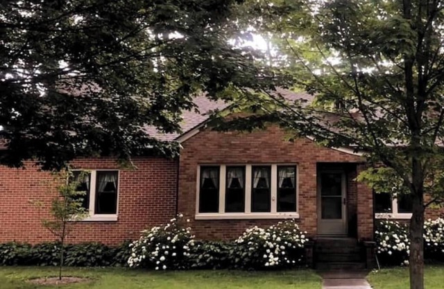 The Wamsley House 9 miles from Culver Academy