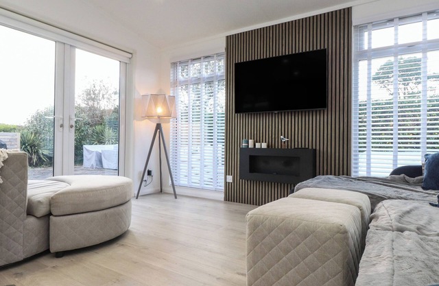 THE WARREN M5, family friendly, country holiday cottage in Abersoch