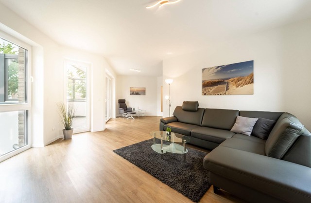 The "Weißer Weg" vacation apartment offers 81 square meters of modern comfort for up to four people.