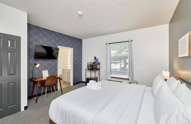 The West End King bed by Cortex, Forest Park & BJC