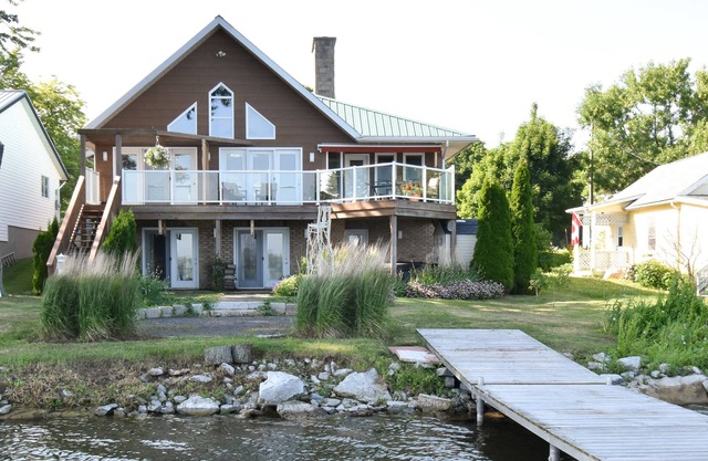 La retraite au bord du lac West Lake House