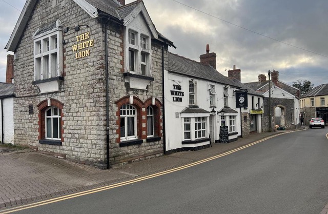 The White Lion Hotel