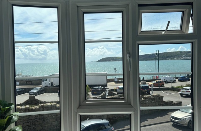 The Yacht Inn