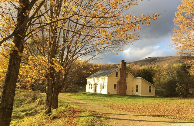 The Yellow Farmhouse (15 km de Killington K-1 Lodge et à 5 km de Pico)