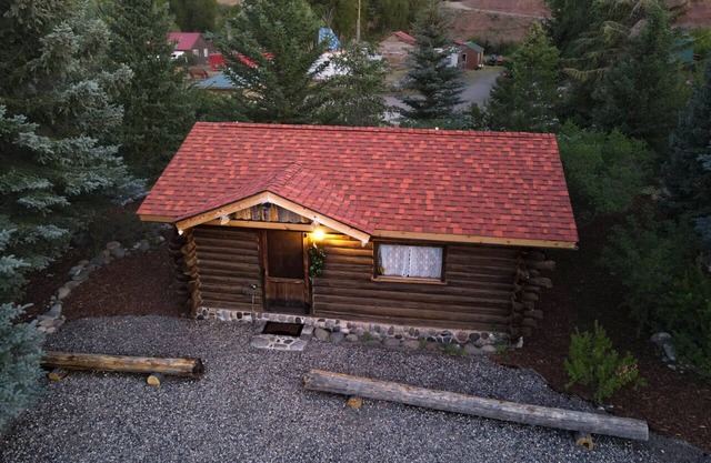 The Yellowstone Cabin