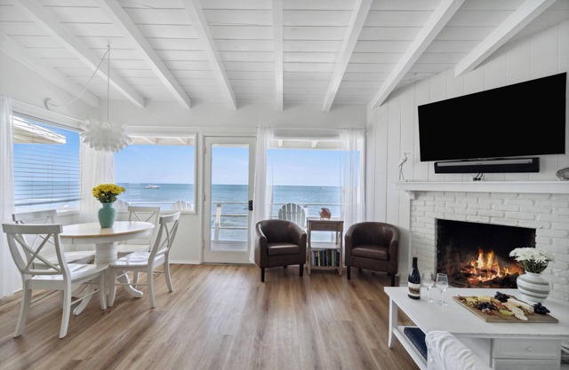 Bungalow en bord de mer Malibu Carbon Beach Ten