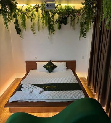 Thiên Nhiên Hotel