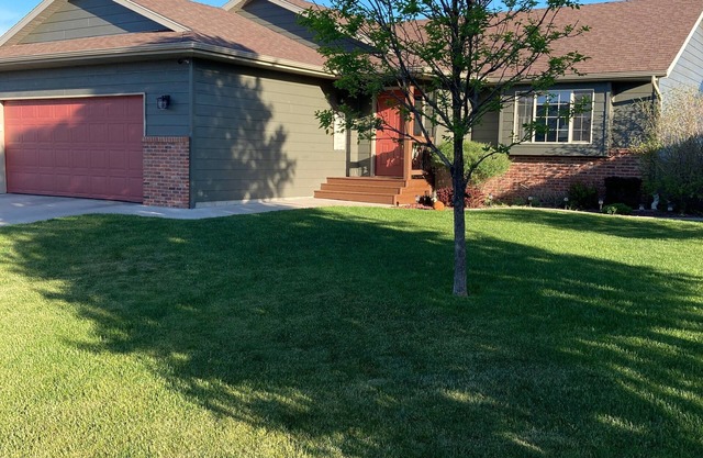 Cette maison de 4 chambres et 3 salles de bains est située à Rapid City, dans le Dakota du Sud.