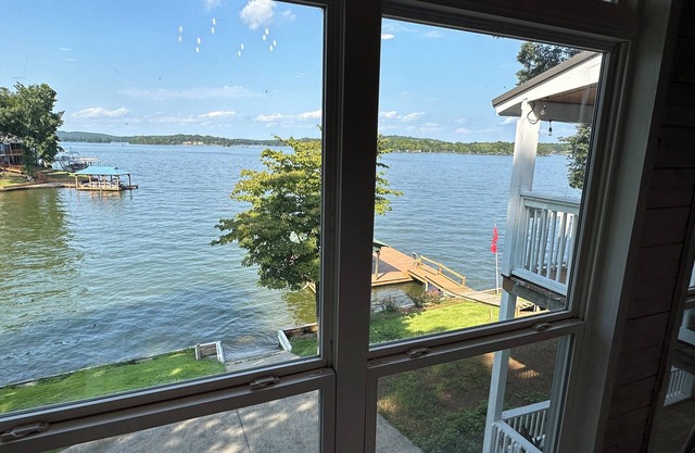 This 4 bedroom, 4 bath home sits on a peaceful cove on Logan Martin Lake