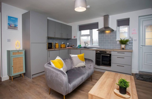This apartment is a 1 bedroom(s), 1 bathrooms, located in Tyne and Wear, England.