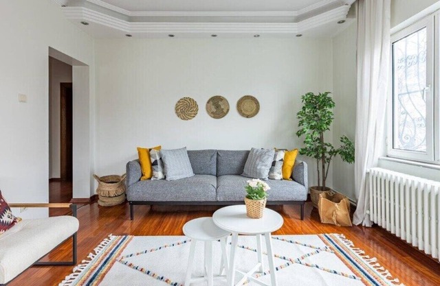 This apartment is a 2 bedroom(s), 1 bathrooms, located in Sarıyer, İstanbul.