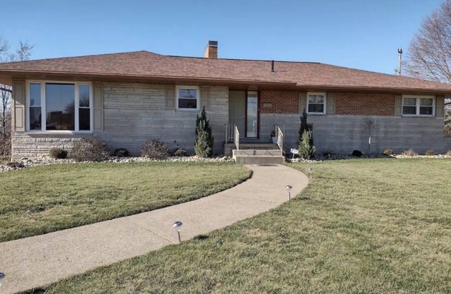 This beautiful home located minutes from pro football Hall of Fame