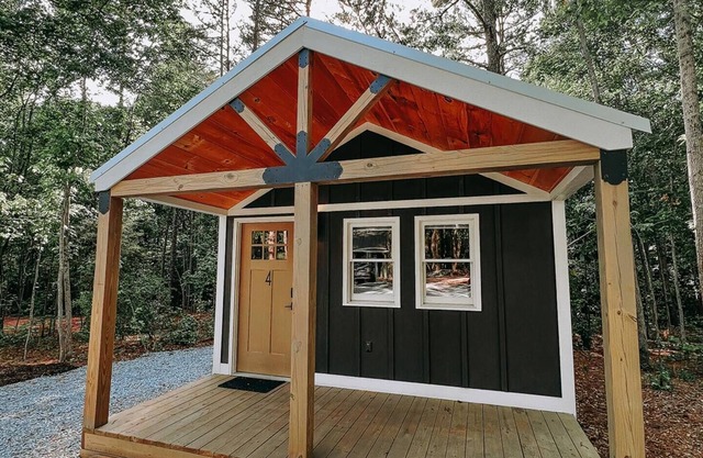 This campground is a 0 bedroom(s), 1 bathrooms, located in Hartwell, GA.