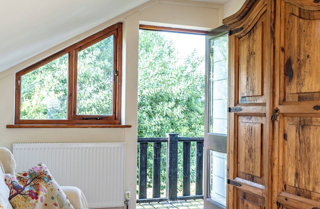 This house is a 3 bedroom(s), 2 bathrooms, located in Halesworth, .