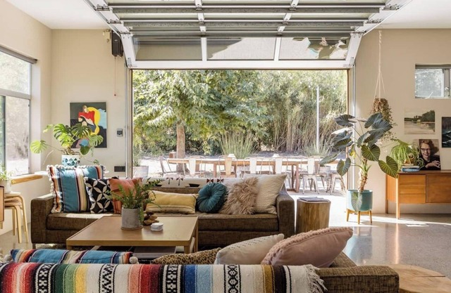 Fun & moderne et spacieuse Maison sur une superficie, proche de tout