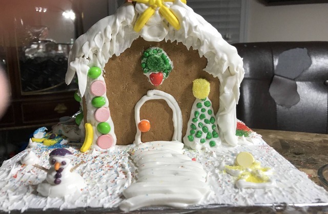 Cette maison est près de la plage.
