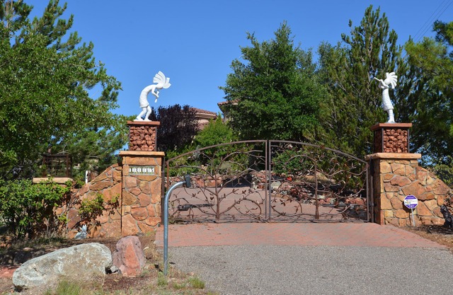Ceci est un chalet vignoble exclusif, prêt pour une escapade romantique ou détendue.