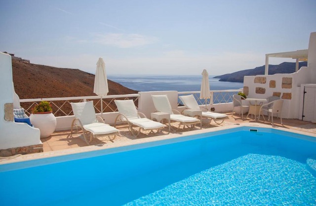 Tholaria Boutique Hotel