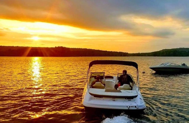 Nouvelle liste! Thompson Lake (avant) Getaway!