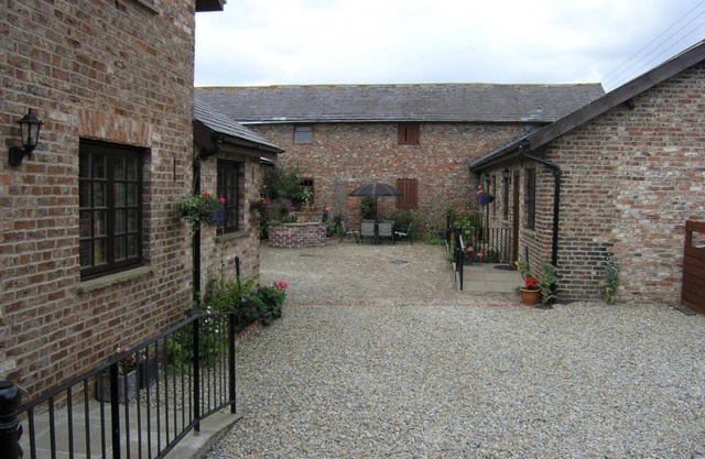 Thompsons Arms Cottages
