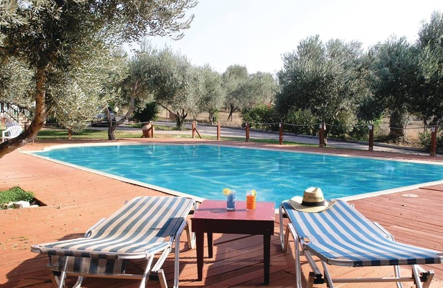 2 chambres hébergement à Eretria Evia