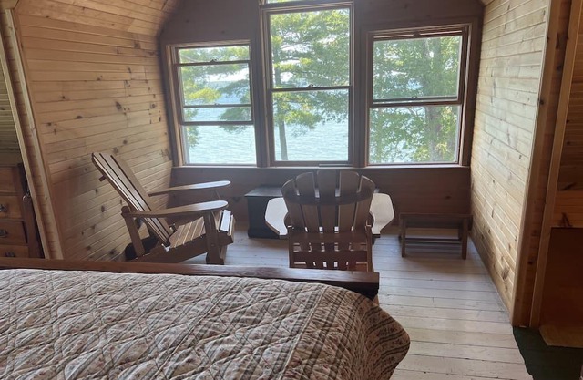 Thousand Islands Cottage with amazing view on Hill Island