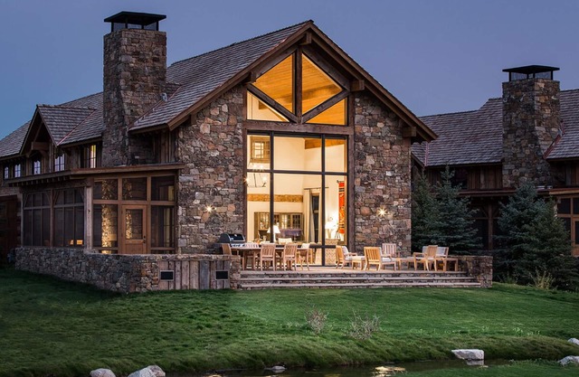 Lodge de luxe bien pensé à la base de Jackson Hole Resort