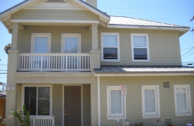 CHARMING 3 Bedroom 2. 5 Bath Cape Cod Accueil