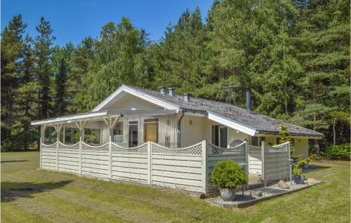 Three-Bedroom Holiday Home In Ans By