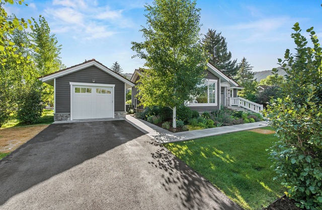 Three Bedroom Home in the Gill Addition