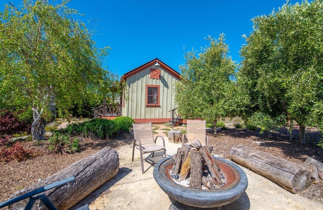 Propriété historique de Morro Bay, 3 chalets et emplacement imbattable au centre-ville