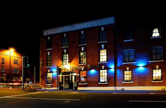 Three Queens Hotel