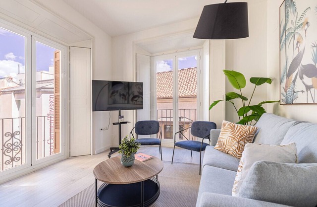Thyssen Boutique Apartment 2A