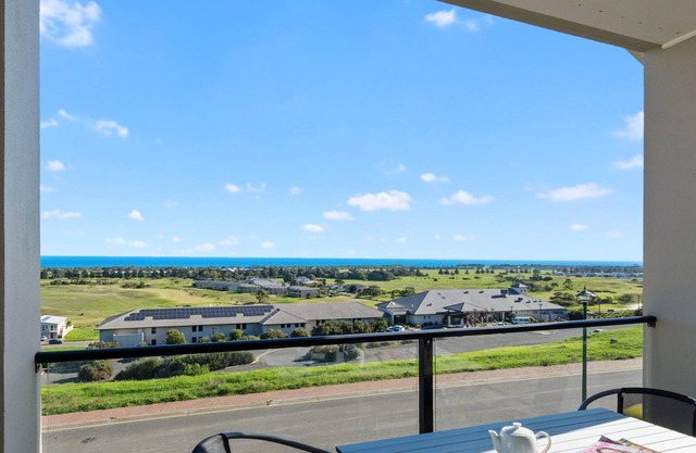 Ticky's Dream - 18 Turnberry Drive