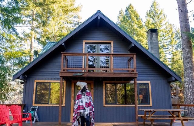 Coal Creek Chalet 2bd / 2bth * Pour 10 personnes * WIFI * Tv Hulu LIVE