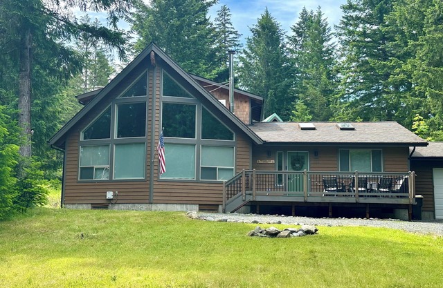 Timberline Retreat at Packwood / Mt. Rainier / White Pass