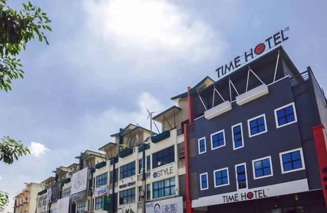 Time Hotel Kuchai Lama