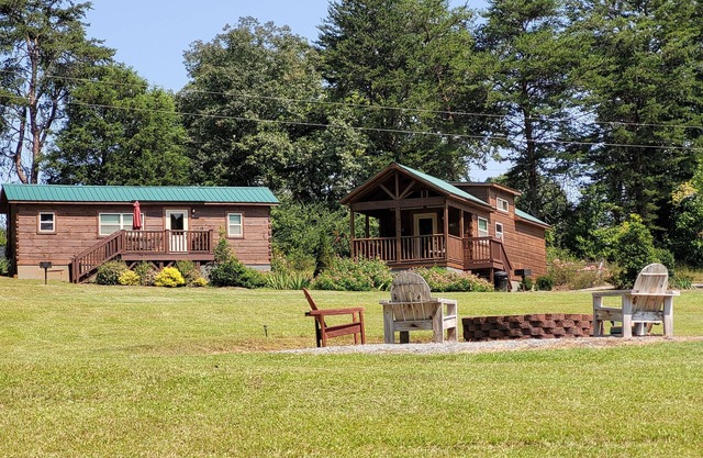 TINY CABIN À TRYON NC - 3 MILLES À TIEC- PET FRIENDLY