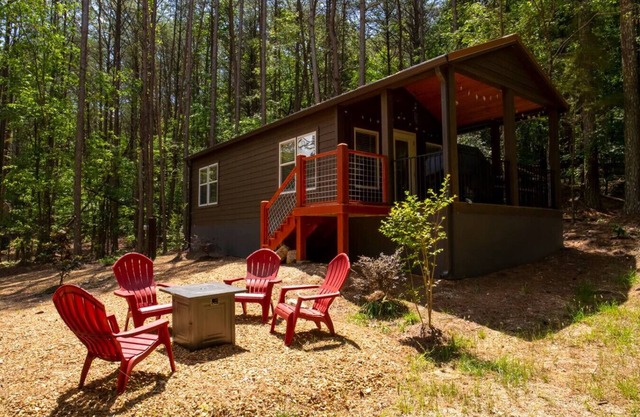 The Turtle's Nest! Tiny Home l Private l Pet Friendly