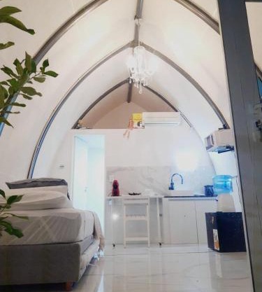 Tiny house