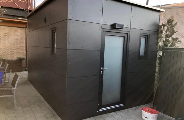 Tiny House Nike