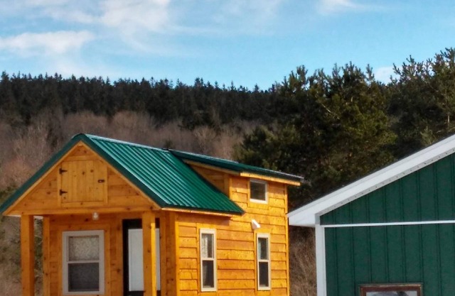 Tiny House Retreat Cabin