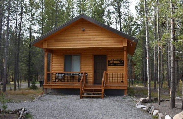 Tiny Timber Suite-A 500 sq ft couples retreat