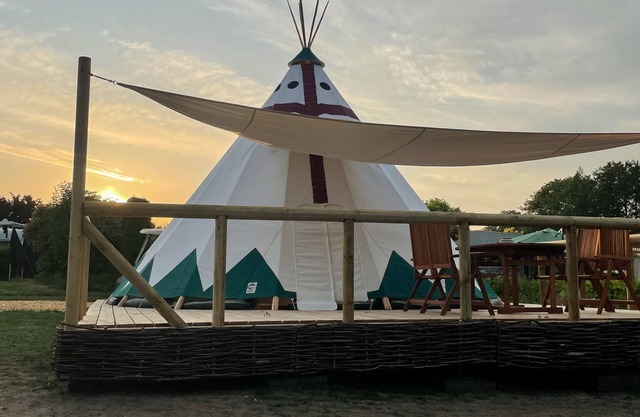 Tipi Apaches at Lake Belau