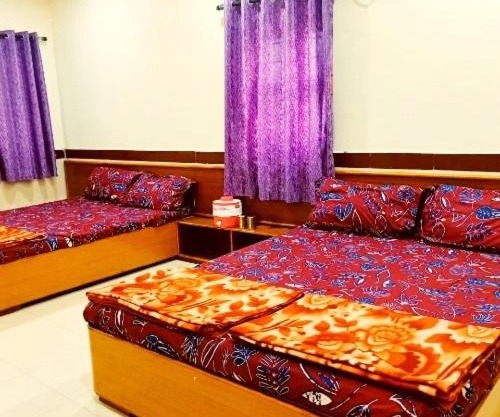 Tirth Hotel