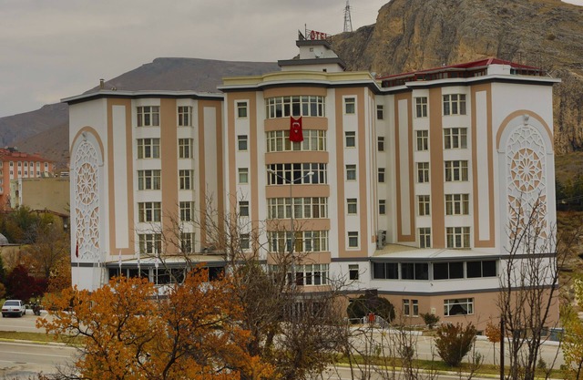 Tiryandafil Otel