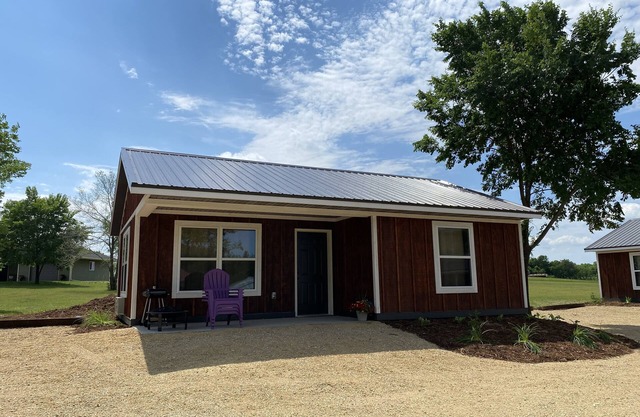 TK’s Pepin Getaway Rentals CabinLLC1 Less than 5 min from Lake Pepin/winery/town