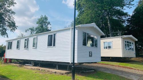 TL04 - Amazing Cosy Three Bedroom Mobile Home Haggerston CASTLE Holiday Park - ENTERTAINMENT PASSES NOT INCLUDED!