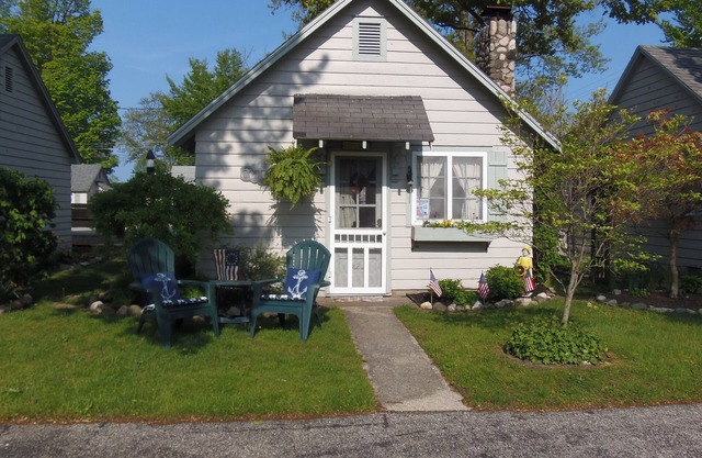 À Ludington Cottages