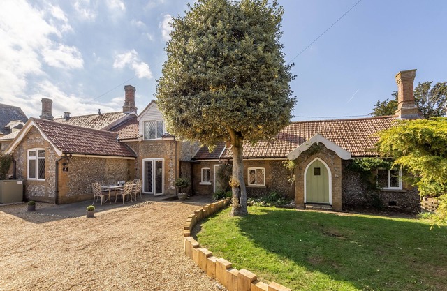 Toad Hall est une école de village convertie et est pleine de caractère
